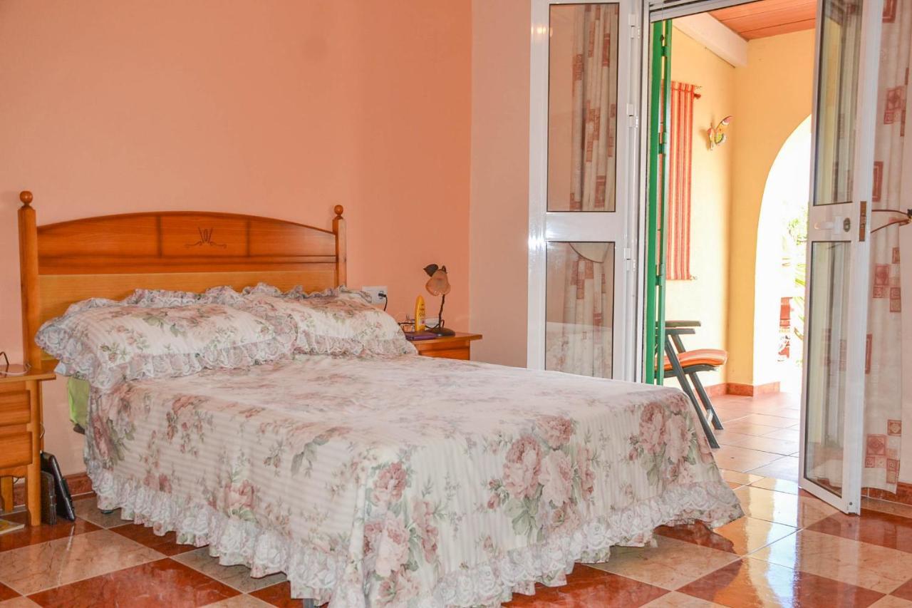 Traumhaus Fuer 6 Personen Mit Spektakulaerem Privaten Pool Und Schoenem Ausblick In Die Natur Hozanejos Extérieur photo